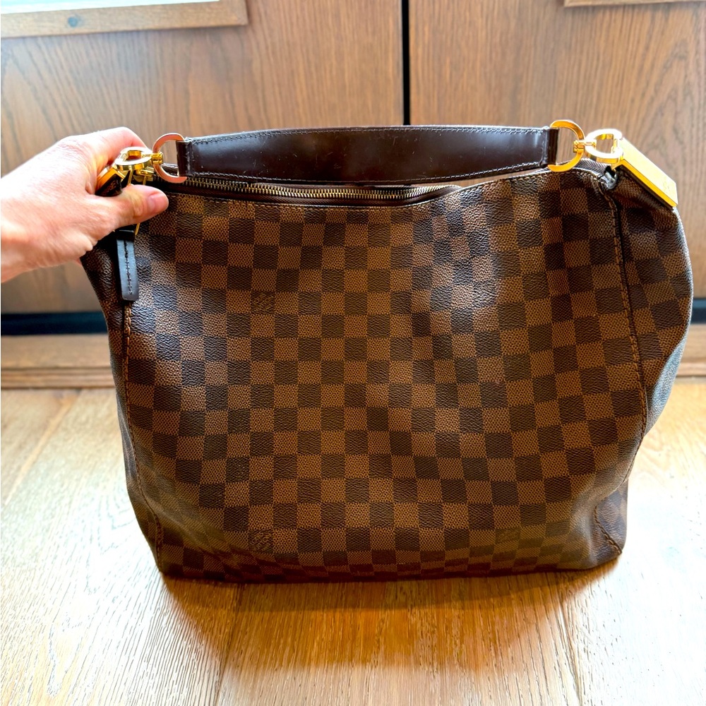 Louis Vuitton Hobo Sully Bag